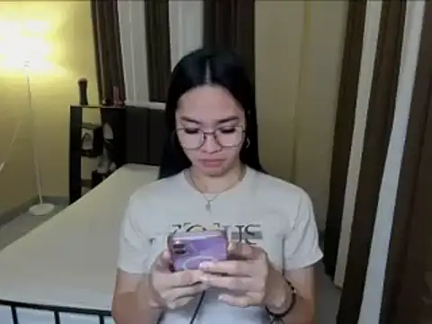 Snapshot of Asian_Bigcock_Marian chatting on 03-18-26, 12:30 Asian Bigcock Marian online show from 03-18-26, 12:30