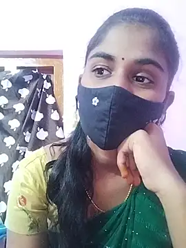 Snapshot of Tamil_Hot_RoyalQueen chatting on 02-14-26, 04:48 Tamil Hot RoyalQueen online show from 02-14-26, 04:48