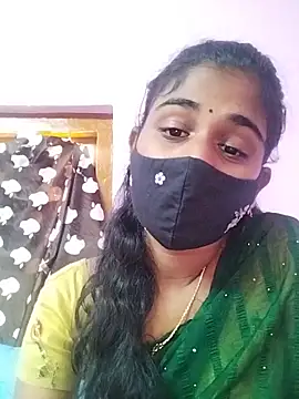Snapshot of Tamil_Hot_RoyalQueen chatting on 02-15-26, 05:04 Tamil Hot RoyalQueen online show from 02-15-26, 05:04