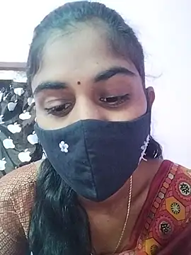Snapshot of Tamil_Hot_RoyalQueen chatting on 02-17-26, 03:51 Tamil Hot RoyalQueen online show from 02-17-26, 03:51