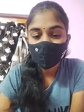 Snapshot of Tamil_Hot_RoyalQueen chatting on 02-18-26, 04:36 Tamil Hot RoyalQueen online show from 02-18-26, 04:36