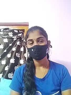 Snapshot of Tamil_Hot_RoyalQueen chatting on 02-19-26, 05:20 Tamil Hot RoyalQueen online show from 02-19-26, 05:20
