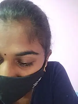Snapshot of Tamil_Hot_RoyalQueen chatting on 02-24-26, 02:59 Tamil Hot RoyalQueen online show from 02-24-26, 02:59