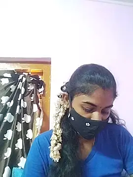 Snapshot of Tamil_Hot_RoyalQueen chatting on 02-26-26, 04:55 Tamil Hot RoyalQueen online show from 02-26-26, 04:55