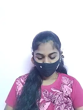 Snapshot of Tamil_Hot_RoyalQueen chatting on 02-27-26, 04:51 Tamil Hot RoyalQueen online show from 02-27-26, 04:51