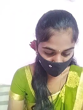 Snapshot of Tamil_Hot_RoyalQueen chatting on 03-07-26, 04:48 Tamil Hot RoyalQueen online show from 03-07-26, 04:48