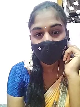 Snapshot of Tamil_Hot_RoyalQueen chatting on 03-24-26, 04:45 Tamil Hot RoyalQueen online show from 03-24-26, 04:45
