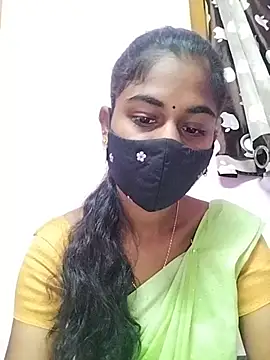 Snapshot of Tamil_Hot_RoyalQueen chatting on 04-13-26, 12:49 Tamil Hot RoyalQueen online show from 04-13-26, 12:49