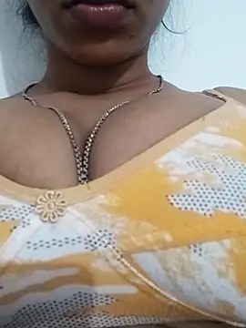 Snapshot of me-leela chatting on 03-05-26, 04:19 me-leela online show from 03-05-26, 04:19