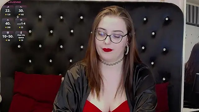 JulieAnnX online show from 05-07-26, 05:57