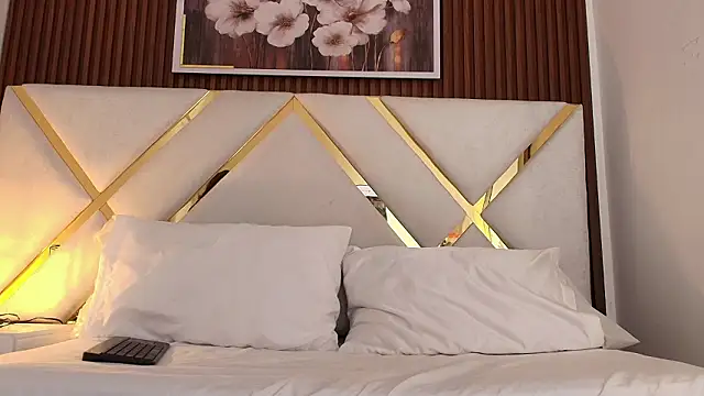 Real virgin Pussy online show from 03-23-26, 01:37