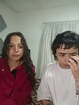 AlexxaAndRileyy online show from 05-27-26, 04:15