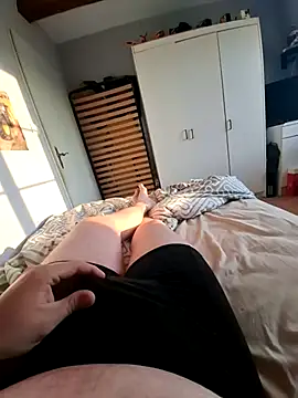 Snapshot of n-alan88 chatting on 03-23-26, 05:06 n-alan88 online show from 03-23-26, 05:06