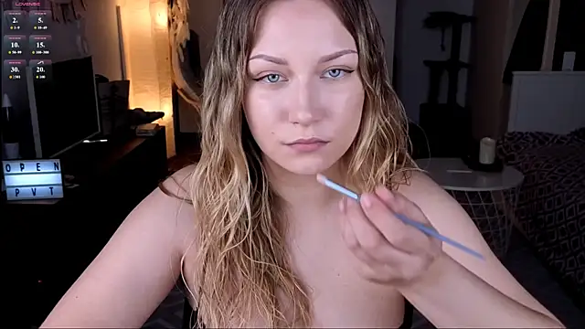 Snapshot of missyourtouch chatting on 07-04-26, 06:14 missyourtouch online show from 07-04-26, 06:14