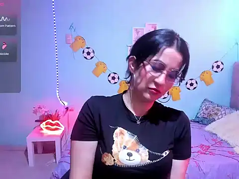 talia mystic online show from 06-25-26, 12:53