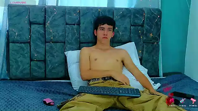 SamBoycash  online show from 01-31-26, 07:45