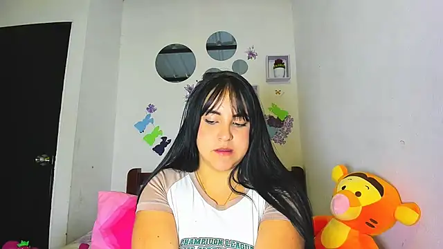 Penelopeflame18 online show from 05-09-26, 02:06