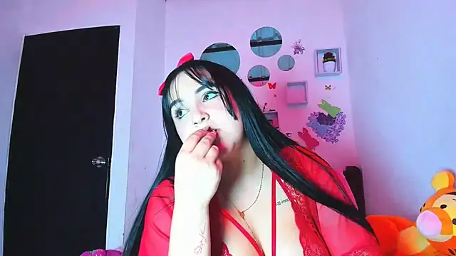 Penelopeflame18 online show from 05-10-26, 10:15
