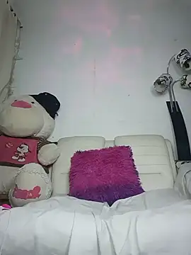 ebonysummer  online show from 05-19-26, 04:52