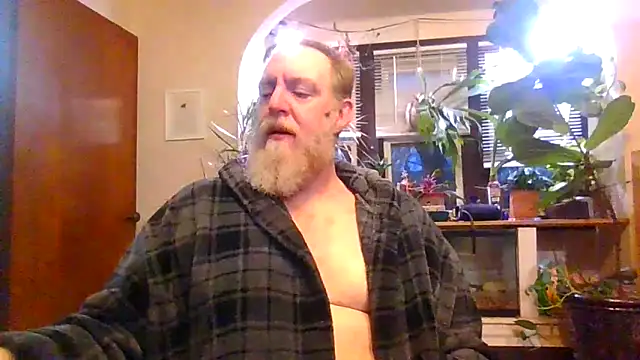 Snapshot of Moeblick chatting on 02-18-26, 12:34 Moeblick online show from 02-18-26, 12:34