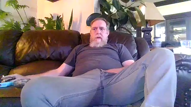 Snapshot of Moeblick chatting on 02-28-26, 05:47 Moeblick online show from 02-28-26, 05:47