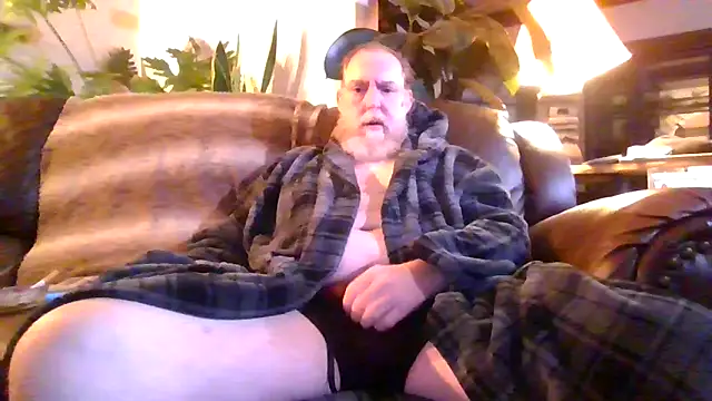 Snapshot of Moeblick chatting on 03-06-26, 12:23 Moeblick online show from 03-06-26, 12:23