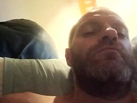 sterng6969 online show from 05-05-26, 07:27