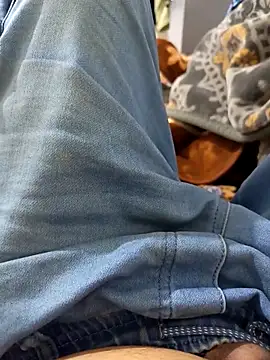 Snapshot of Rone9936 chatting on 02-08-26, 05:44 Rone9936 online show from 02-08-26, 05:44