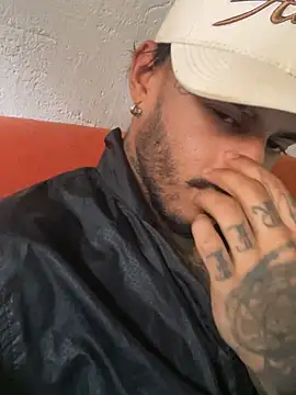 liyamjunior online show from 03-24-26, 04:01