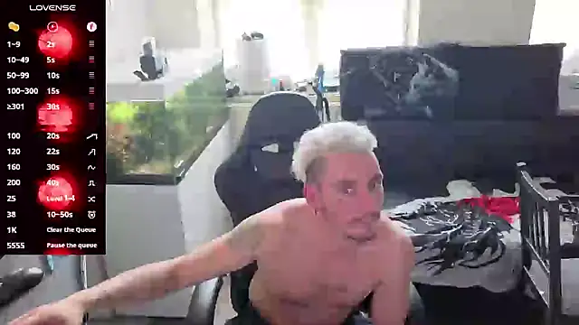 Rayzel White online show from 05-03-26, 11:38