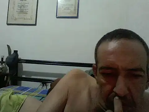 guevo14cm3 online show from 02-21-26, 10:05