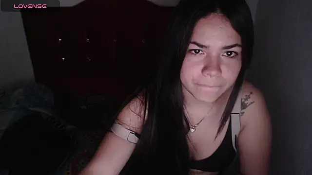 Loriiiany online show from 05-12-26, 11:24