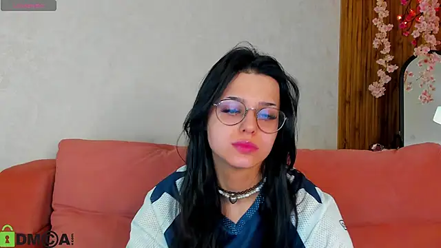 Snapshot of Leslie_Wholsh chatting on 03-05-26, 02:29 Leslie Wholsh online show from 03-05-26, 02:29