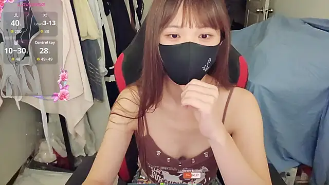 Snapshot of shiki434-st chatting on 03-23-26, 12:09 shiki434-st online show from 03-23-26, 12:09