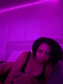 Snapshot of cartierprincess chatting on 03-21-26, 08:19 cartierprincess online show from 03-21-26, 08:19