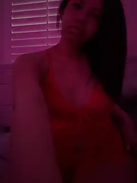 Snapshot of cartierprincess chatting on 03-26-26, 02:06 cartierprincess online show from 03-26-26, 02:06