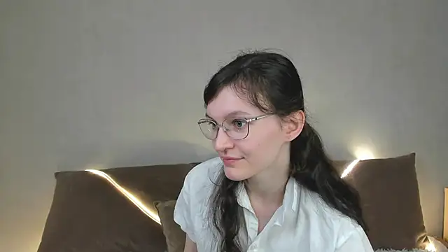 Snapshot of ThoraMarola chatting on 03-16-26, 05:13 ThoraMarola online show from 03-16-26, 05:13