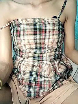 Snapshot of Zi_zii chatting on 01-17-26, 11:37 Zi zii online show from 01-17-26, 11:37