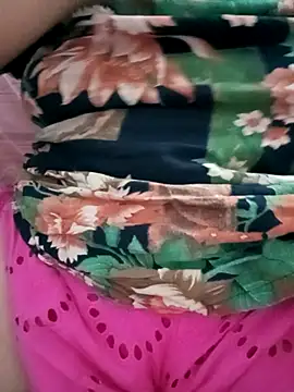 Snapshot of Zi_zii chatting on 02-01-26, 01:09 Zi zii online show from 02-01-26, 01:09