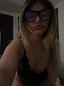 LilaMason online show from 04-04-26, 10:07