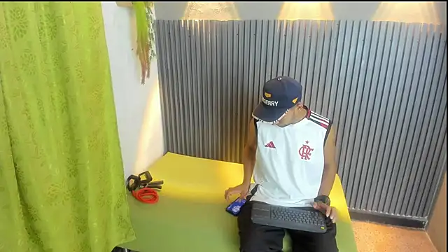 LARRY VITO online show from 02-05-26, 01:05