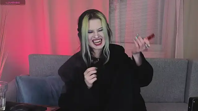 ToxicKittyy online show from 03-21-26, 09:18