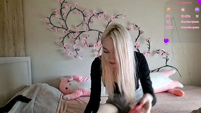 MisaMew online show from 03-29-26, 09:09