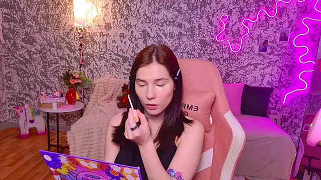 JinxMoon online show from 03-27-26, 04:40