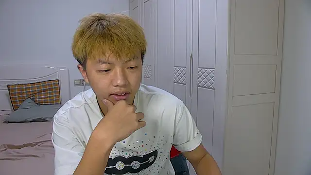 Chocolates-001 online show from 03-15-26, 11:38