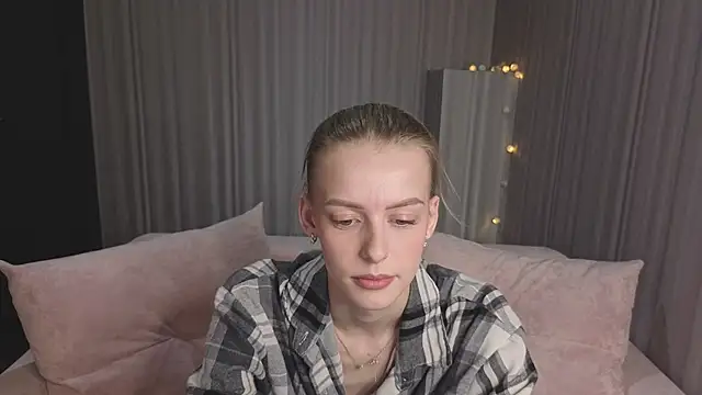 kittie like18 online show from 02-05-26, 01:10