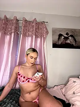 Scarletbx online show from 01-19-26, 04:00