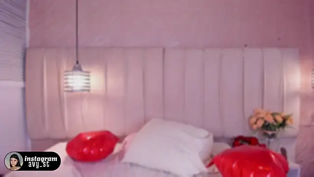 avy st online show from 02-15-26, 03:47