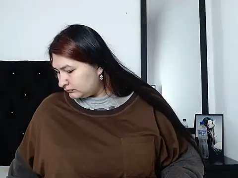 LauraHorny69 online show from 01-14-26, 02:55