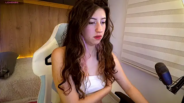 cutekore online show from 08-04-26, 01:09
